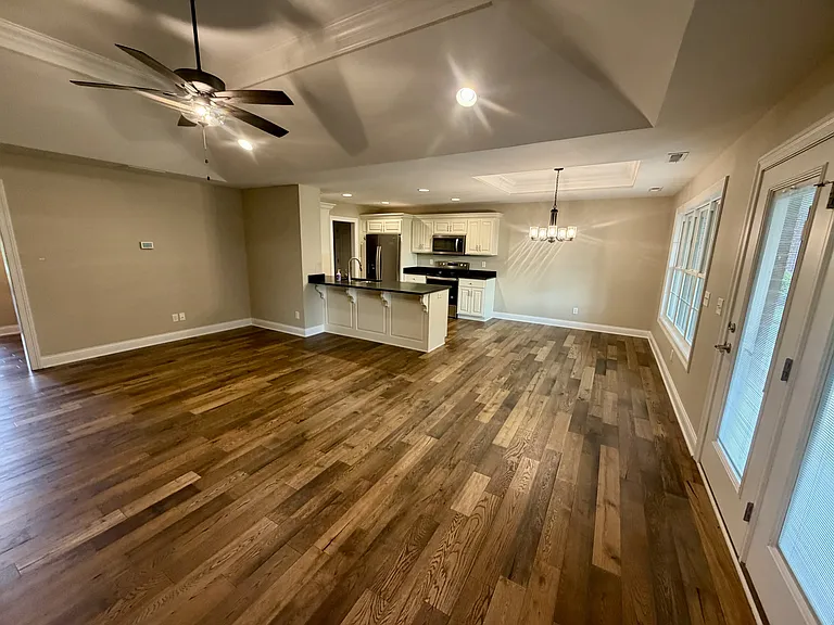 110 Lala Ln — Photo 12