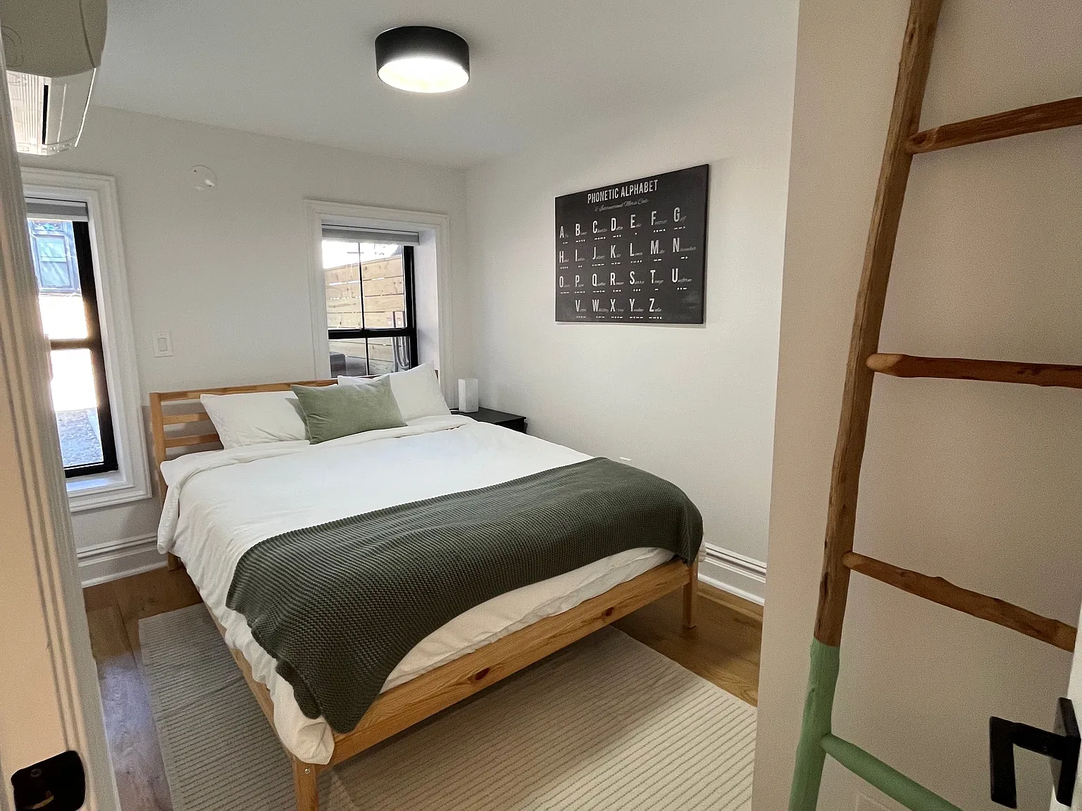 191A Halsey Street — Photo 3