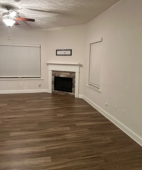 6006 Townes Way — Photo 3