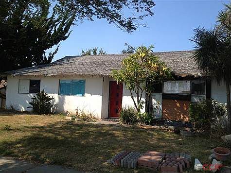 2nd image of 1201 Glines Ave