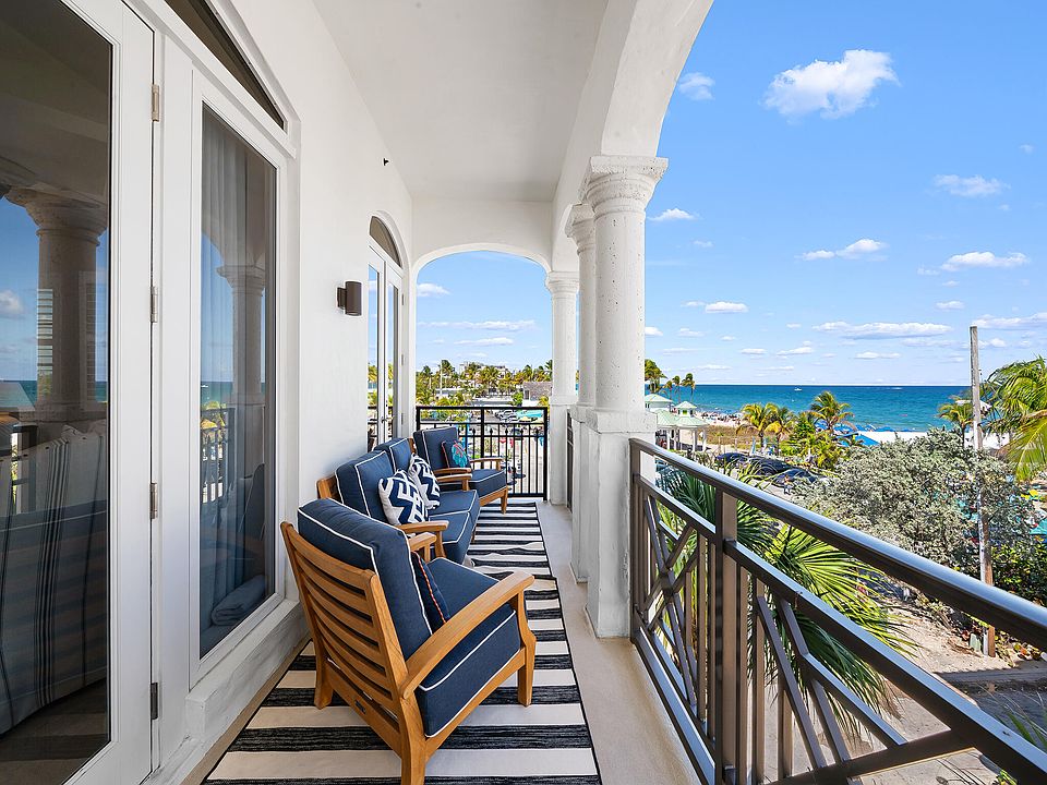 1st image of 4320 El Mar Drive #301
