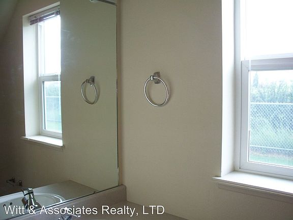 5th image of 2401 Wheeler Dr APT A