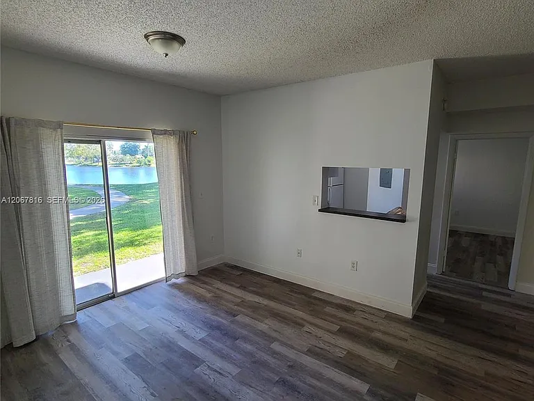 2091 NW 96th Ter #13M — Photo 6