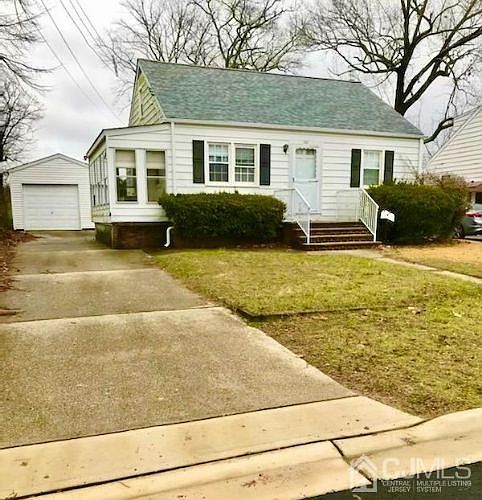 2nd image of 38 Brookwood Rd
