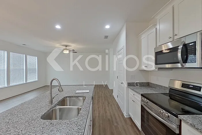 103 English Oak Ln — Photo 7