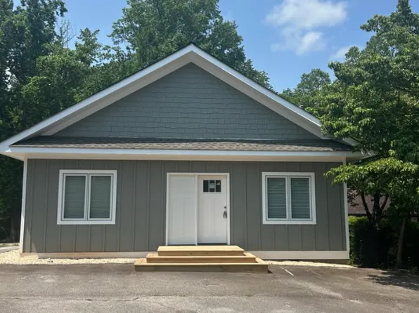 337 Madison St, Clarkesville, GA 30523