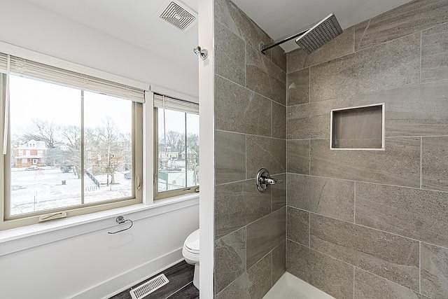 1st image of 298 Wilson Ave #B