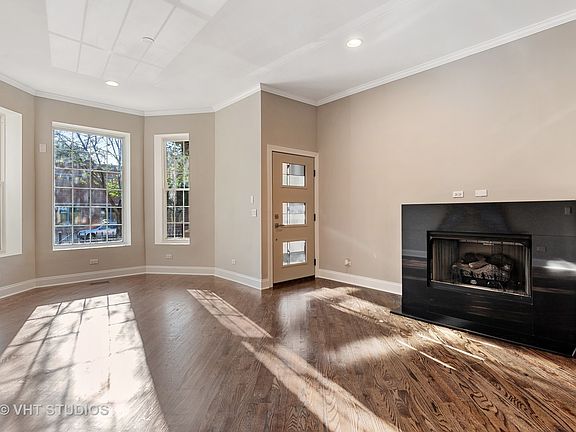 2nd image of 1347 N Western Ave #1