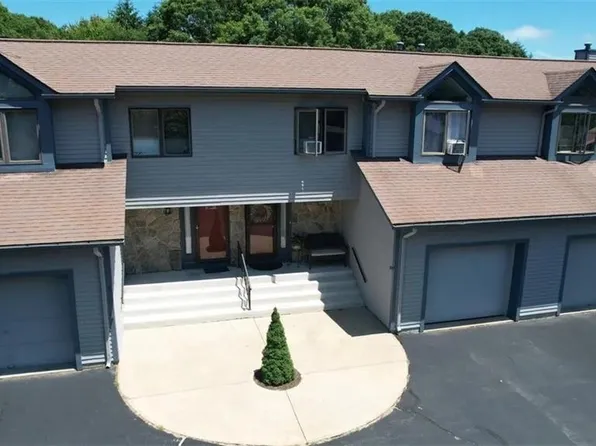 260 Sweet Allen Farm Rd APT B3, South Kingstown, RI 02879