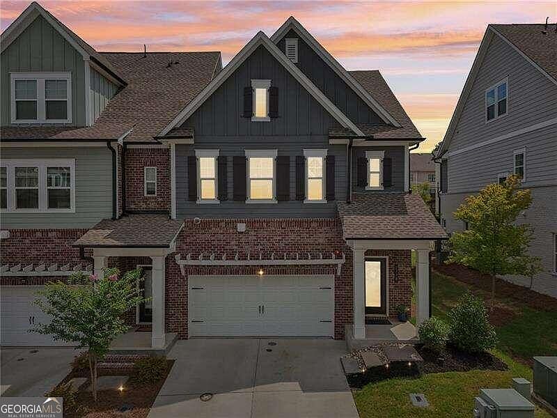 1st image of 2778 Bell Dr SE
