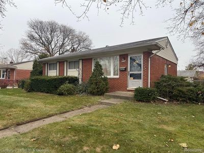 939 S Wildwood St, Westland, MI, 48186