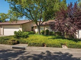 1130 Peppertree Cir, Saint Helena, CA 94574