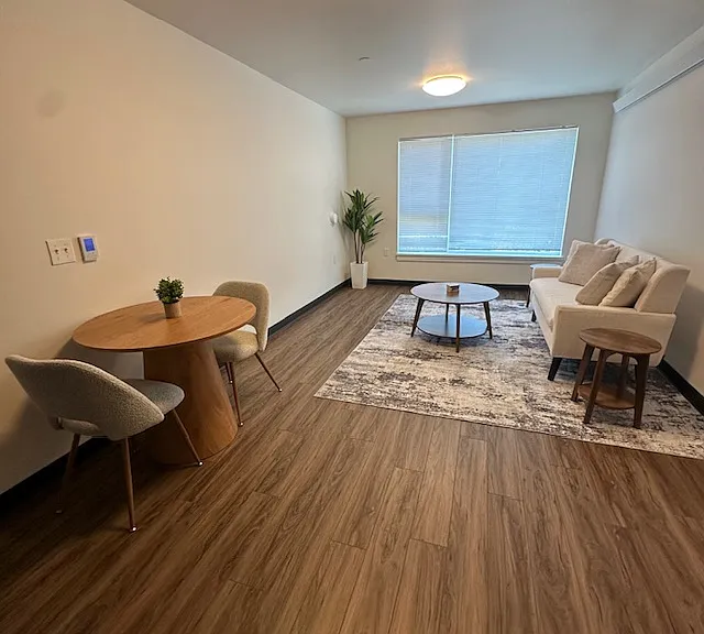Nichols Court Apartments — Photo 51