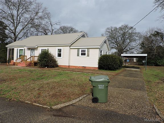 3rd image of 572 Bell St