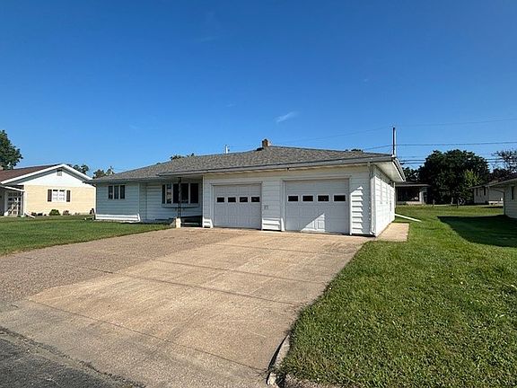 4th image of 838 Jefferson Street