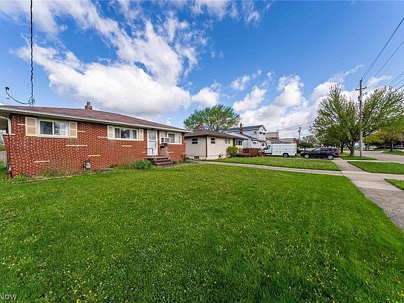 2nd image of 5884 Michael Dr