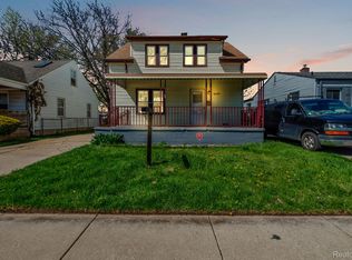 8127 Continental Ave, Warren, MI 48089