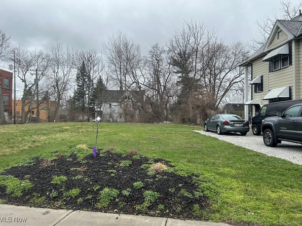 4296 E 71st St, Cleveland, OH 44105