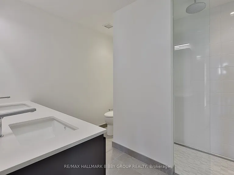 1414 Bayview Ave #605 — Photo 20
