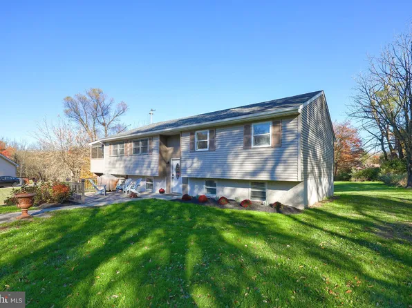 20 Peacemaker Dr, Parkesburg, PA 19365