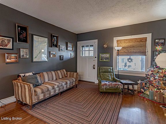 5th image of 1824 Shady Ln