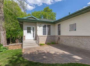 2129 Bard Ct, Faribault, MN 55021