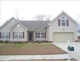 5th image of 332 Canaan Cir