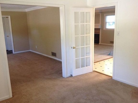 4th image of 3824 Cline Dr SE