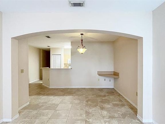 4th image of 112 SW Peacock Blvd APT 7-205