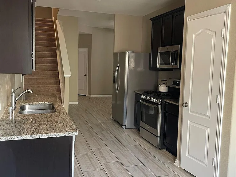 3230 Harmony Creek Ln — Photo 8