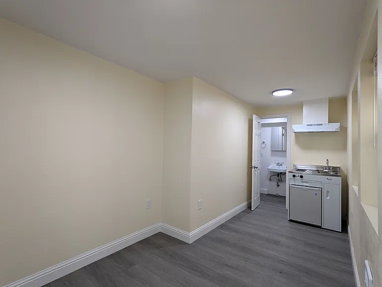 2312-14 Ellsworth Street — Photo 11