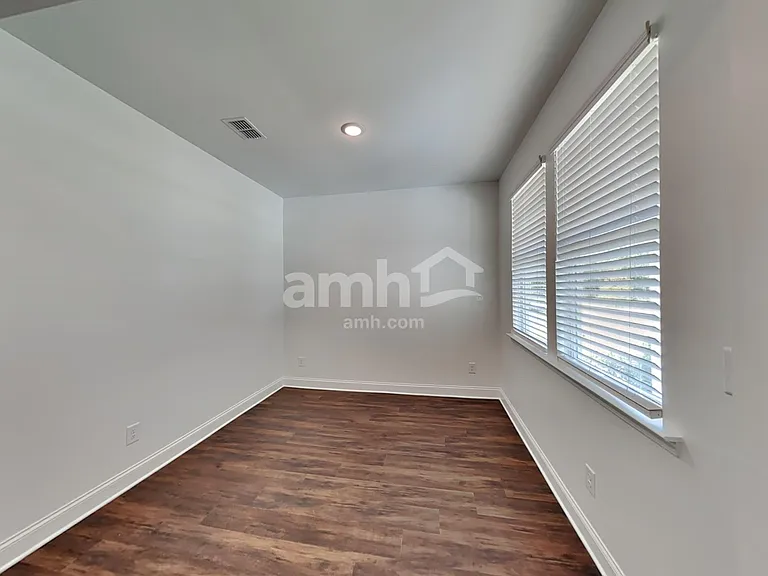 189 Spruce Cir — Photo 8