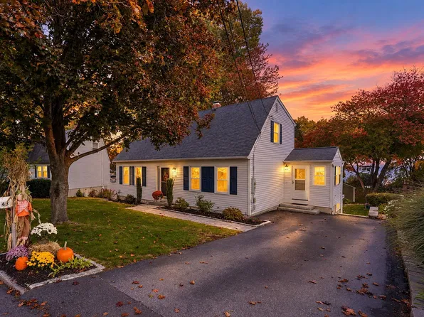 43 Jonathan Lane, Manchester, NH 03104