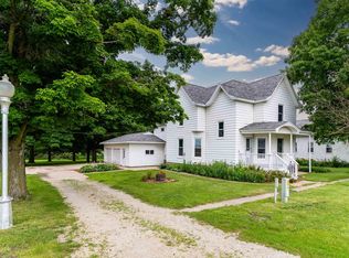 2026 Larrabee Ave, Waverly, IA 50677