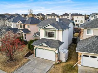 26 S Arbour Butte Way NW, Calgary, AB T3G4L8