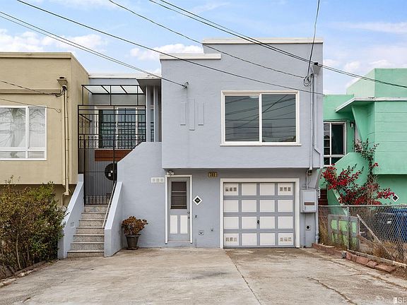 2nd image of 380 Miriam St