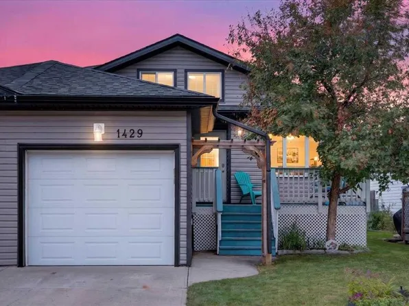 1429 E Strathcona Way, Strathmore, AB T1P 1S9