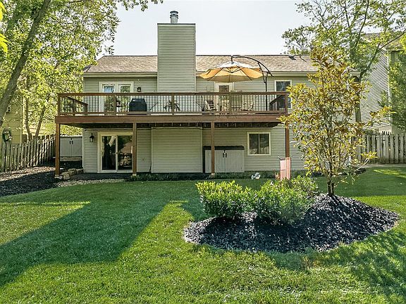 2nd image of 16325 Fullerton Meadows Dr