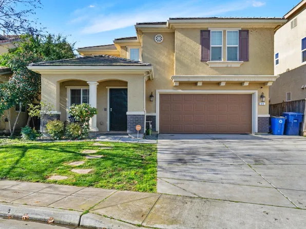 816 Papaya St, Madera, CA 93638