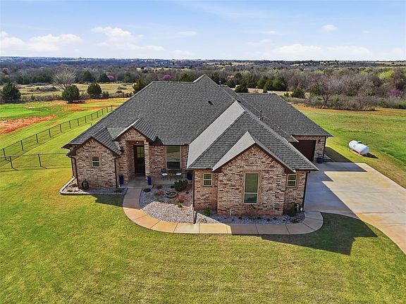 3rd image of 2246 County Road 1334