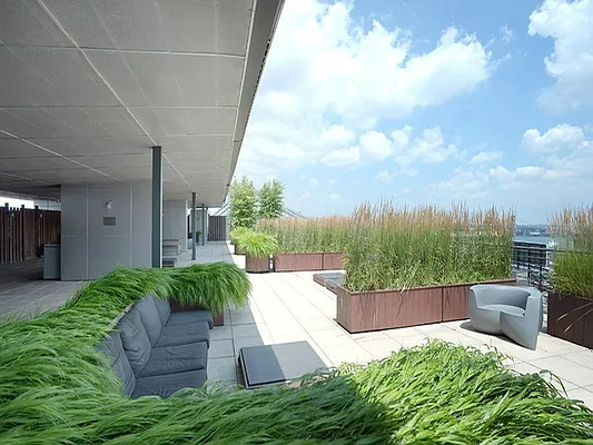 Sold by Sotheby's International Realty | media 28