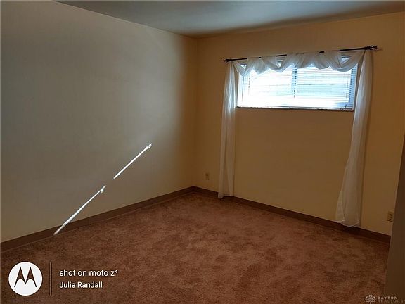 5th image of 722 Morse Ave APT D