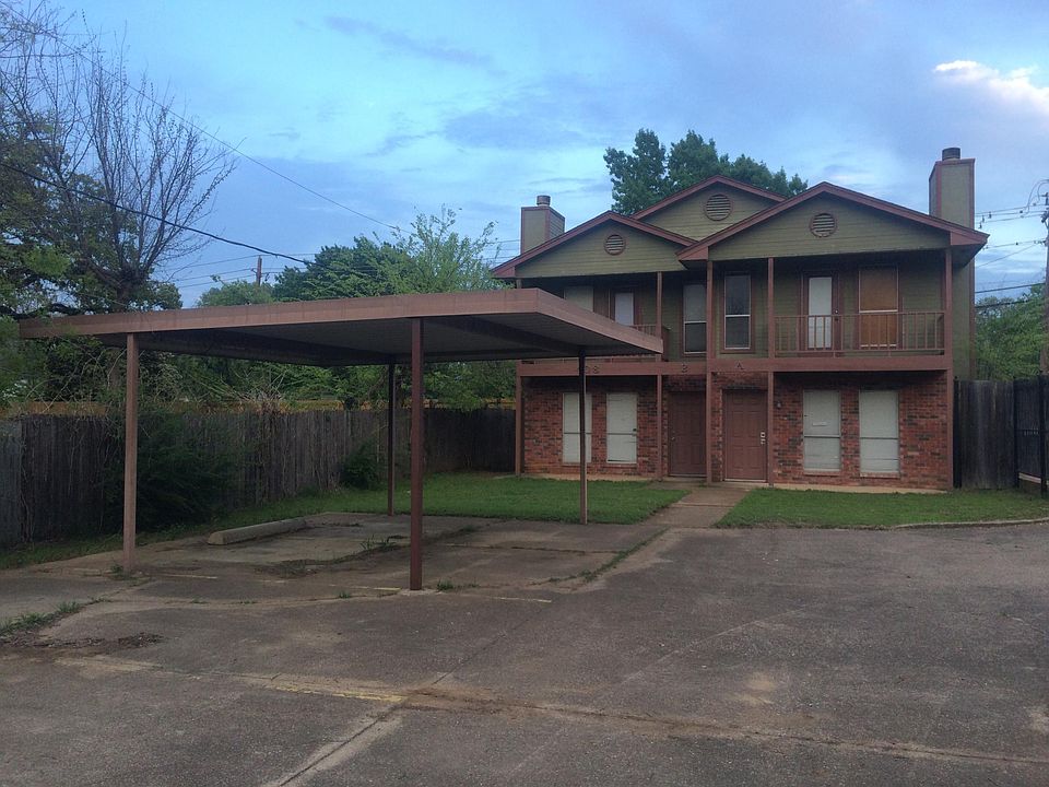1st image of 408 N Oak St