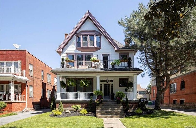 1st image of 39 Richmond Ave