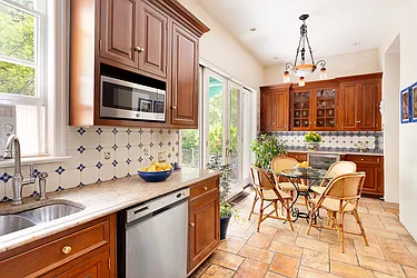 Rented by Engel and Völkers Brownstone Brooklyn