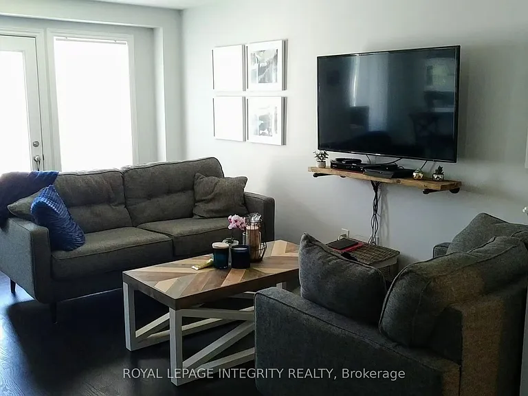 307 Pumpkinseed Cres — Photo 6