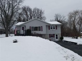 3 Johns Rd, Middletown, NY 10941