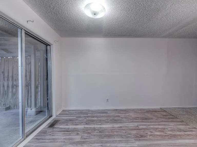 1129 S 124th East Ave — Photo 5