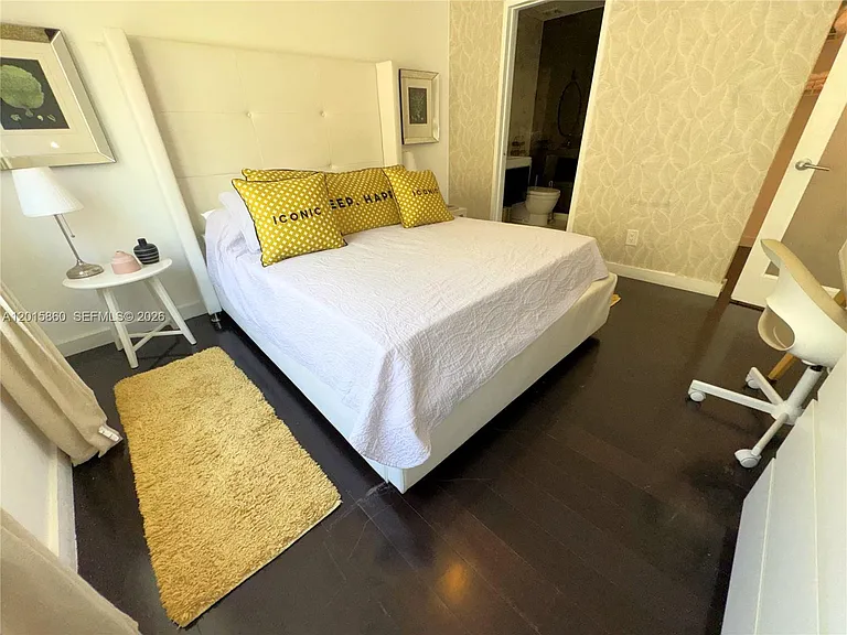 130 3rd St #205 — Photo 11