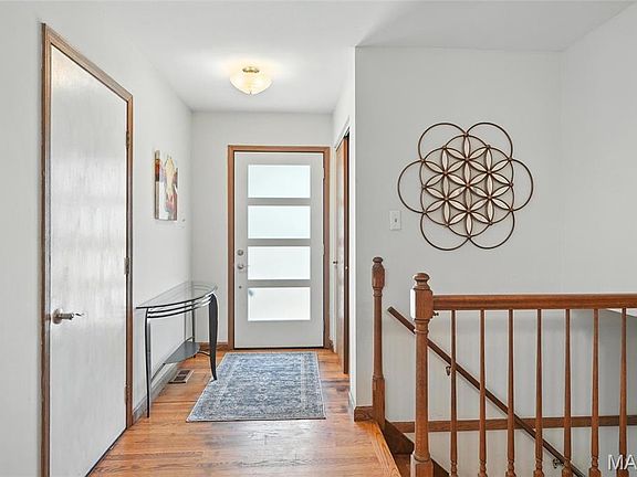3rd image of 6105 Sunnymeadow Ct